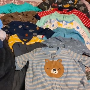 Lot of 12 0-3 months sleepers
